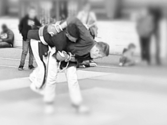 photos combattants poings pieds